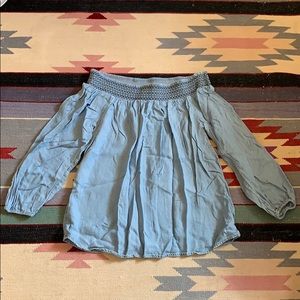 Off-shoulder Gap long sleeve top, size xs